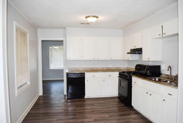 1518 W 35th Street, North Little Rock, AR 72118