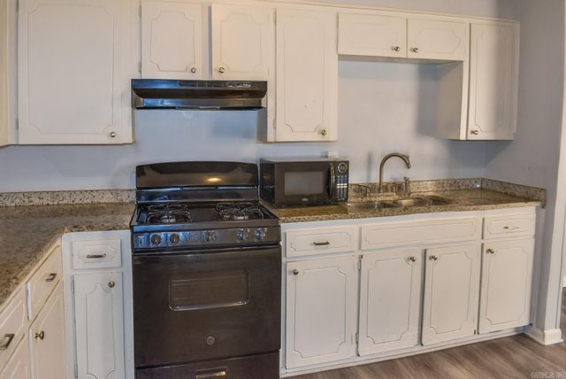 1518 W 35th Street, North Little Rock, AR 72118