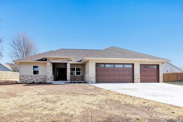 475 EARNHARDT COURT, Green Bay, WI 54311