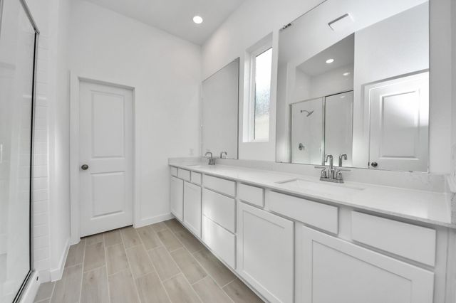 27443 Sunterra Village Dr, Katy, TX 77493