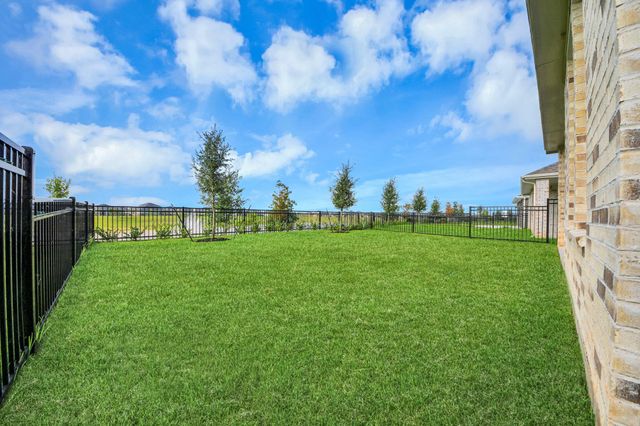 27443 Sunterra Village Dr, Katy, TX 77493