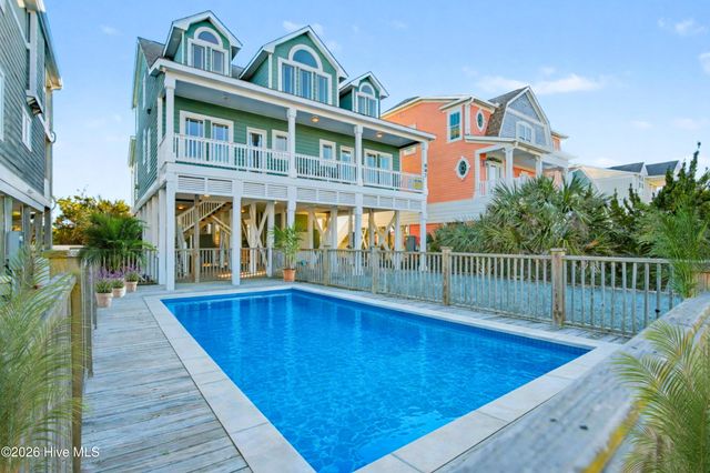 887 Ocean Boulevard W, Holden Beach, NC 28462