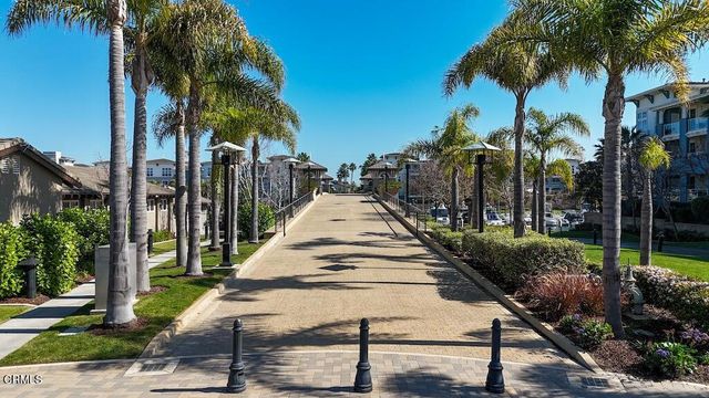 1901 Victoria Avenue 115, Oxnard, CA 93035