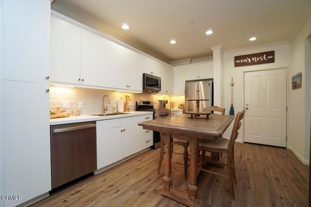 1901 Victoria Avenue 115, Oxnard, CA 93035