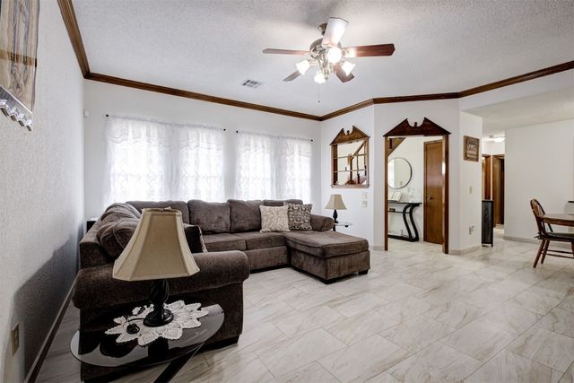 3249 SW 92nd Street, Oklahoma City, OK 73159