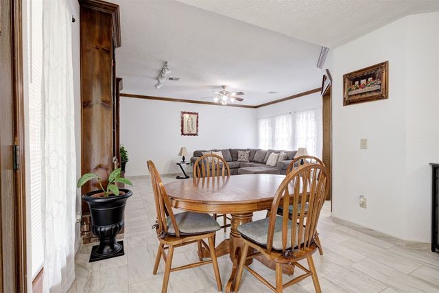 3249 SW 92nd Street, Oklahoma City, OK 73159