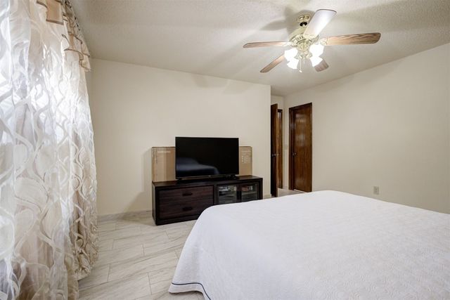 3249 SW 92nd Street, Oklahoma City, OK 73159