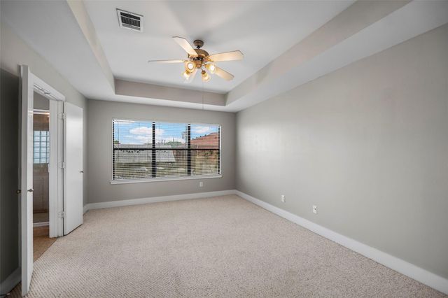 9705 Linkmeadow Lane, Houston, TX 77025