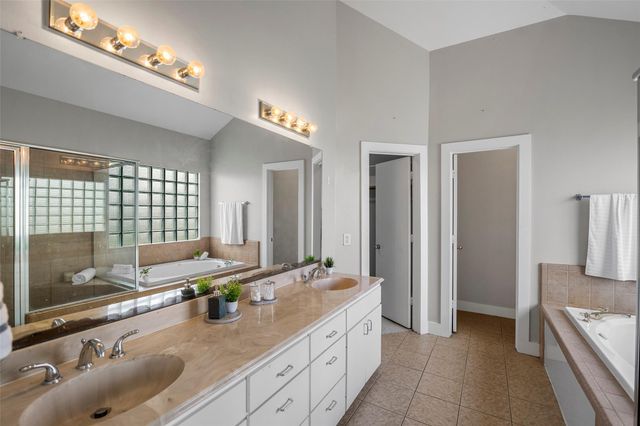 9705 Linkmeadow Lane, Houston, TX 77025