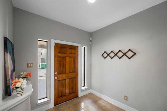 9705 Linkmeadow Lane, Houston, TX 77025