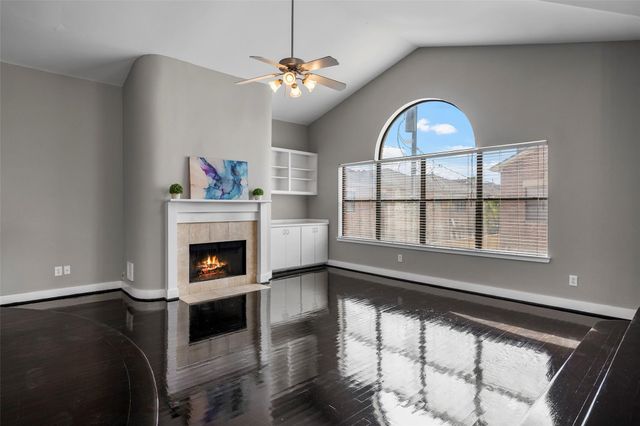 9705 Linkmeadow Lane, Houston, TX 77025