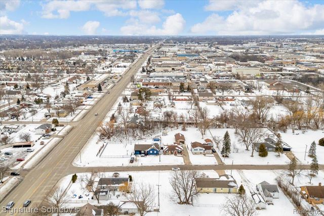 2983 Dashwood Drive, Troy, MI 48083