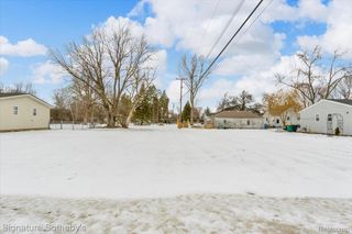 2983 Dashwood Drive, Troy, MI 48083
