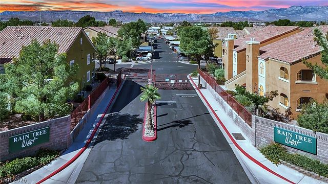 7950 West Flamingo Road 1024, Las Vegas, NV 89147