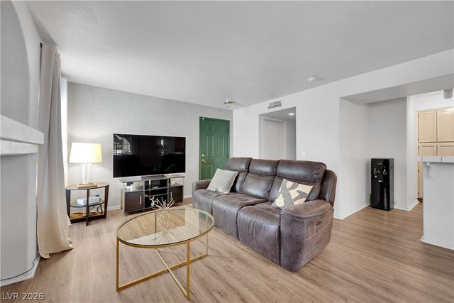 7950 West Flamingo Road 1024, Las Vegas, NV 89147