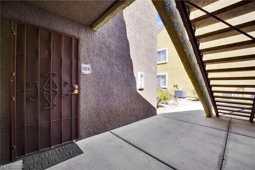 7950 West Flamingo Road 1024, Las Vegas, NV 89147
