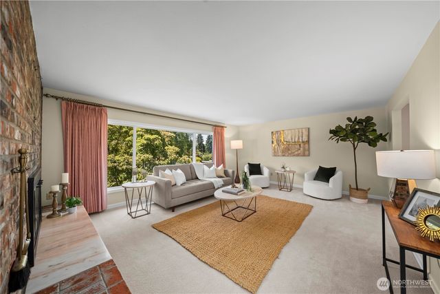15734 14th Avenue SW, Burien, WA 98166