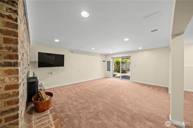 15734 14th Avenue SW, Burien, WA 98166