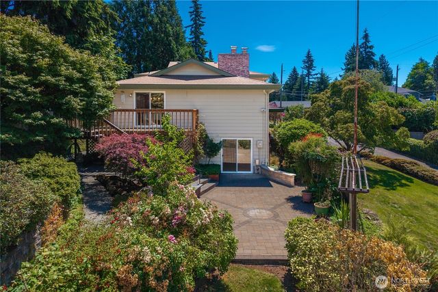 15734 14th Avenue SW, Burien, WA 98166