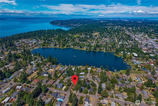 15734 14th Avenue SW, Burien, WA 98166