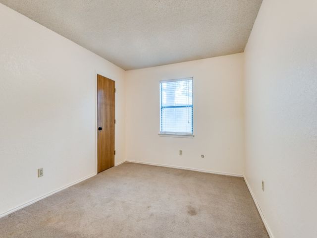 4411 Willow Bend Drive, Arlington, TX 76017