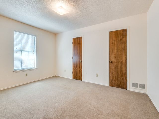 4411 Willow Bend Drive, Arlington, TX 76017