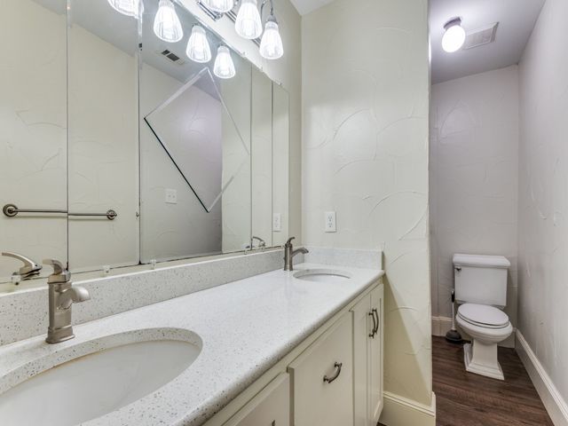 4411 Willow Bend Drive, Arlington, TX 76017