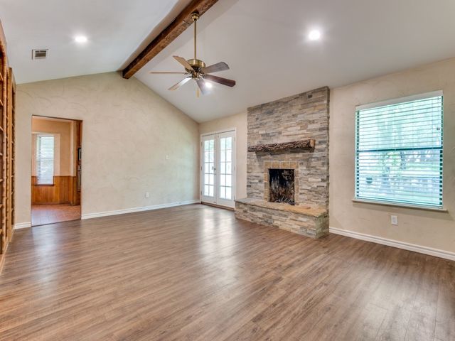 4411 Willow Bend Drive, Arlington, TX 76017