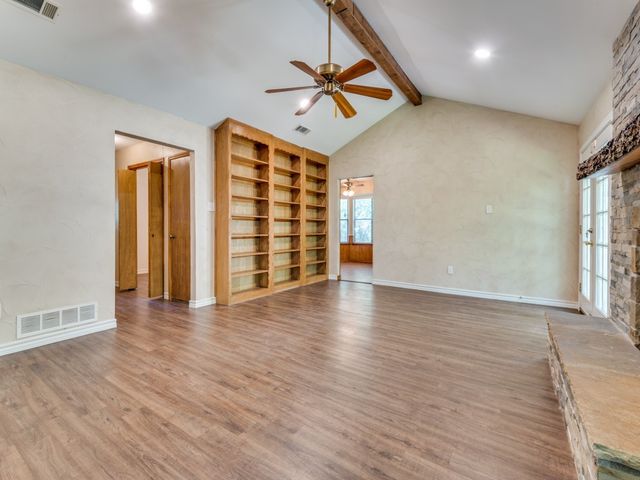 4411 Willow Bend Drive, Arlington, TX 76017