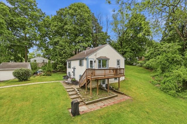 126 N Central St, East Bridgewater, MA 02333