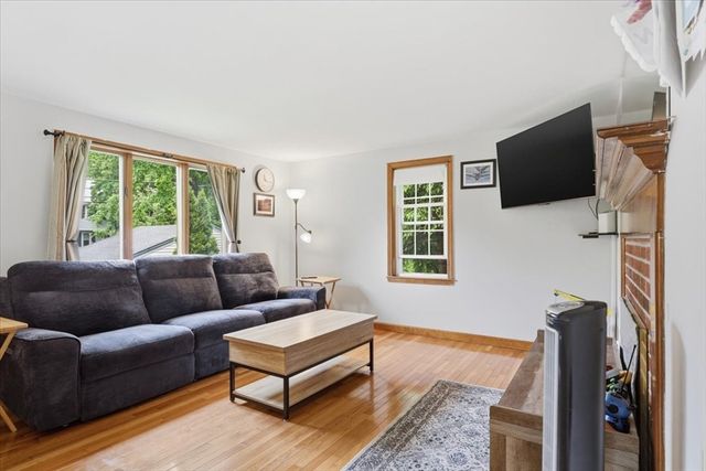 126 N Central St, East Bridgewater, MA 02333