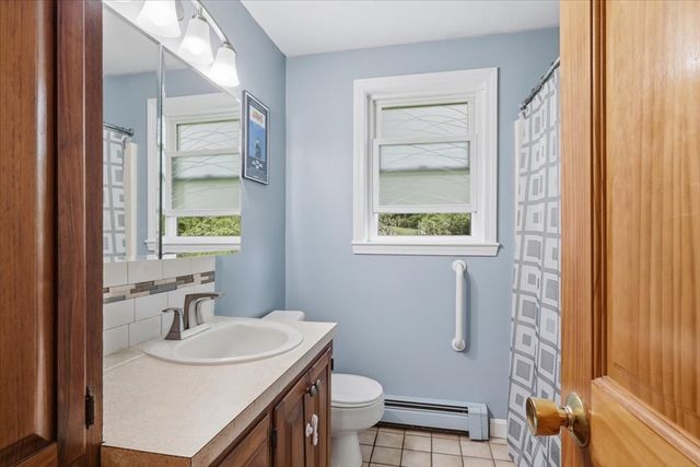 126 N Central St, East Bridgewater, MA 02333