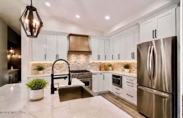 37805 S Desert Bluff Drive, Tucson, AZ 85739