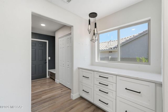 37805 S Desert Bluff Drive, Tucson, AZ 85739