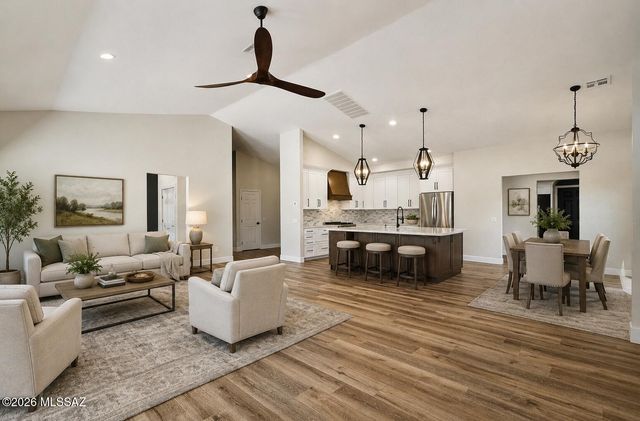 37805 S Desert Bluff Drive, Tucson, AZ 85739