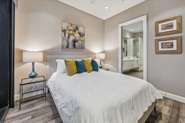 1211 Caroline Street 1304, Houston, TX 77002