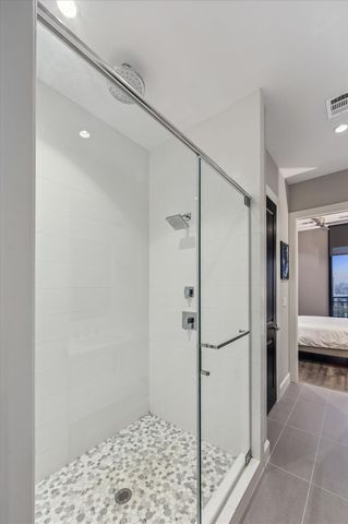 1211 Caroline Street 1304, Houston, TX 77002