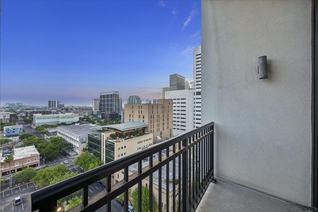 1211 Caroline Street 1304, Houston, TX 77002
