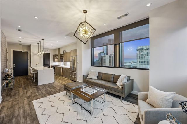 1211 Caroline Street 1304, Houston, TX 77002