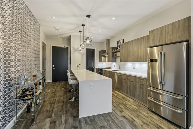 1211 Caroline Street 1304, Houston, TX 77002