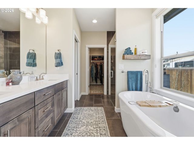 12517 Ne 49TH Ct, Vancouver, WA 98686