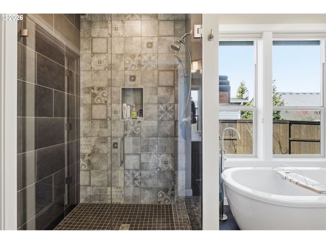 12517 Ne 49TH Ct, Vancouver, WA 98686