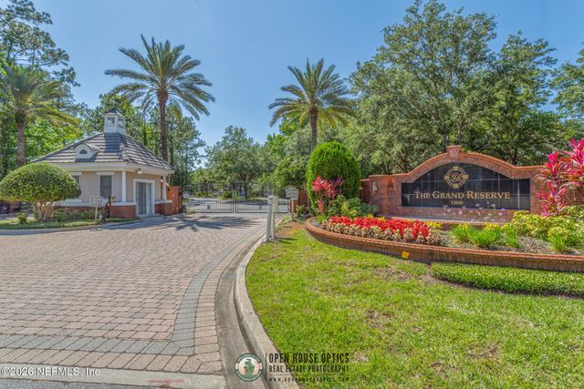 13810 SUTTON PARK Drive N 1425, Jacksonville, FL 32224