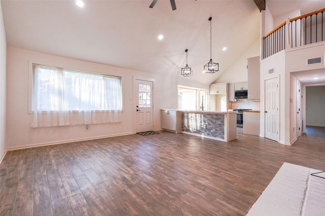 1506 Valley Landing Drive, Katy, TX 77450