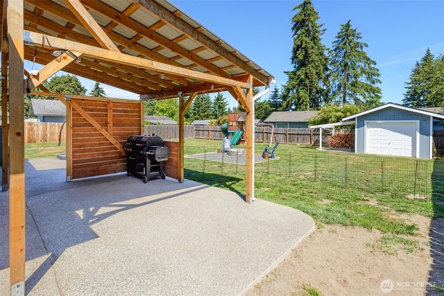 31 Summit View Pl, Port Angeles, WA 98362