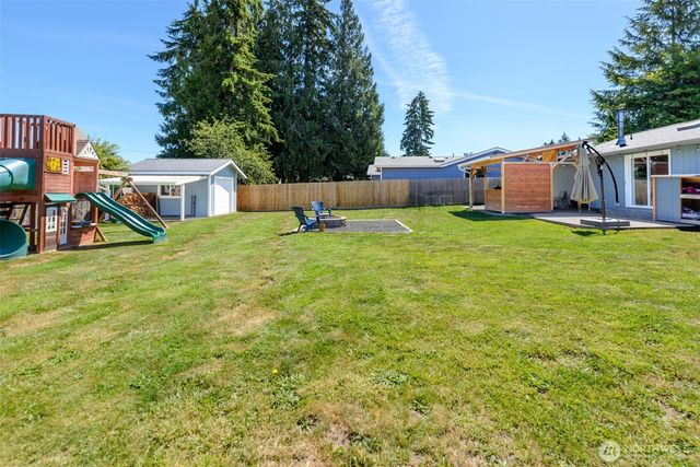31 Summit View Pl, Port Angeles, WA 98362
