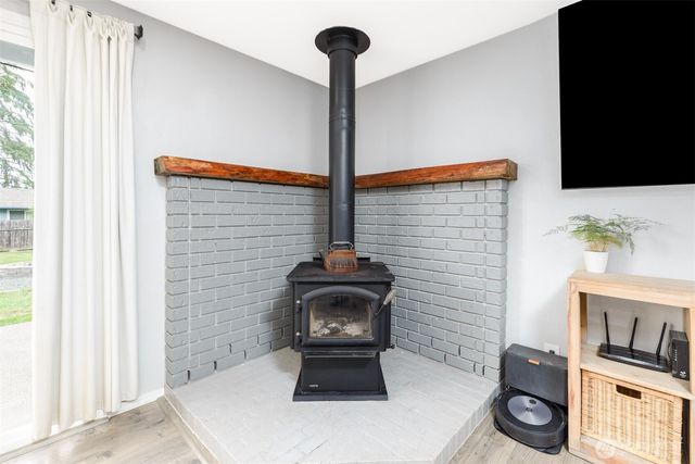31 Summit View Pl, Port Angeles, WA 98362