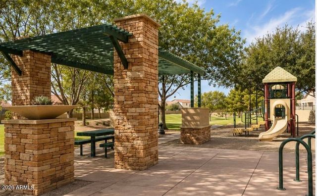 7594 N 88TH Avenue, Glendale, AZ 85305