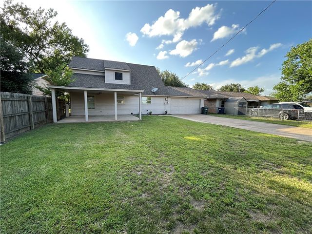 1612 Luza Street, Bryan, TX 77802