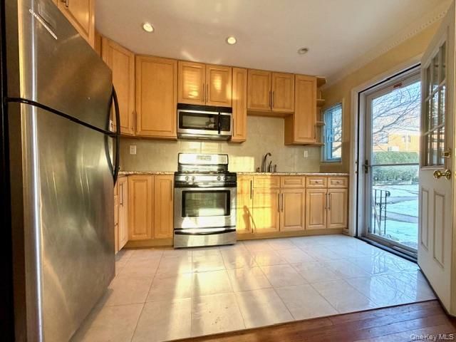 220-44 67th Avenue DUPLE, Oakland Gardens, NY 11364